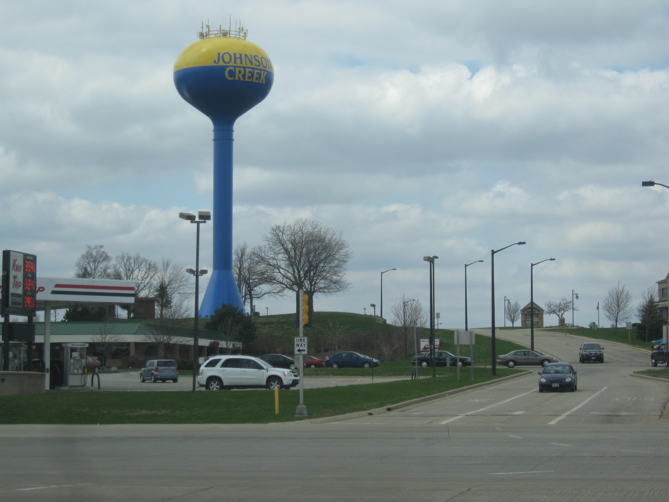 Johnson Creek water tower